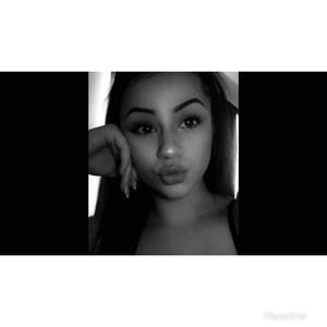 Meet your Posher, Casey